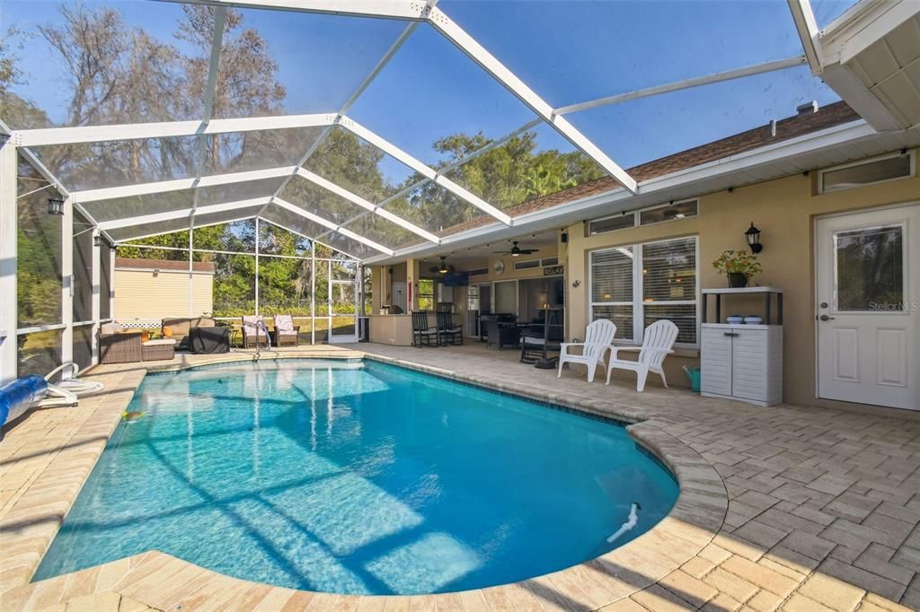 En Venta: $489,000 (3 camas, 2 baños, 2123 Pies cuadrados)