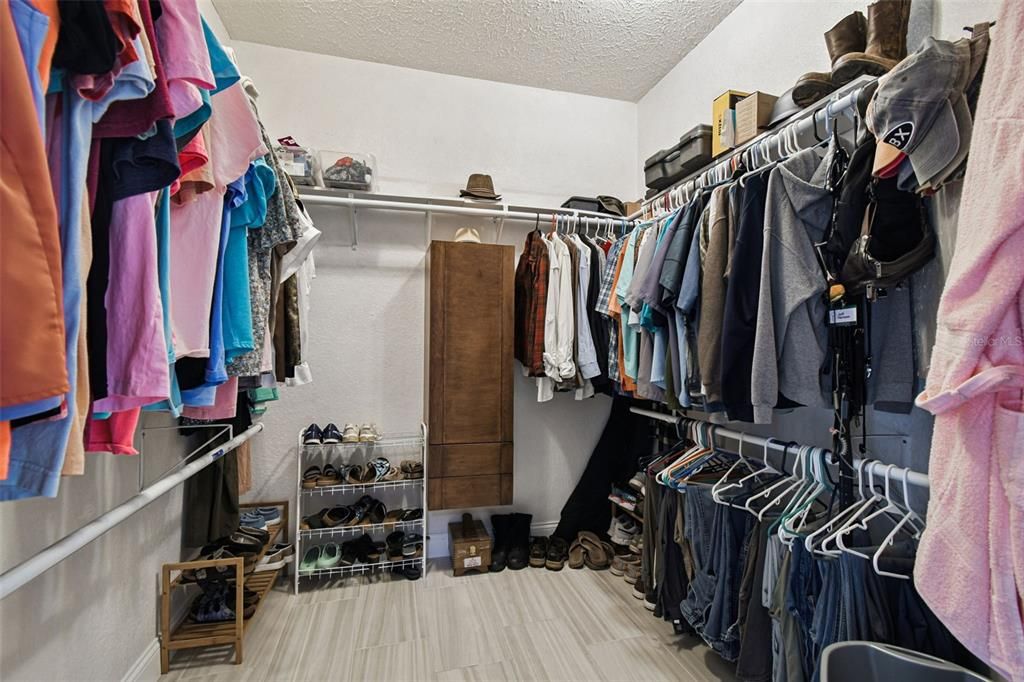 En Venta: $489,000 (3 camas, 2 baños, 2123 Pies cuadrados)