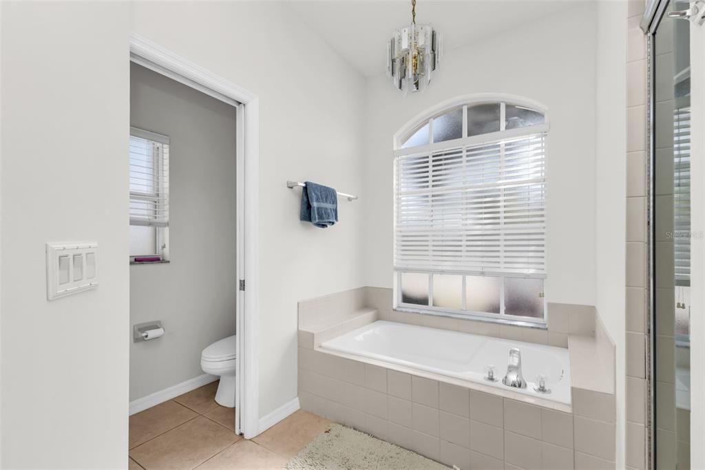 En Venta: $325,000 (3 camas, 2 baños, 1767 Pies cuadrados)