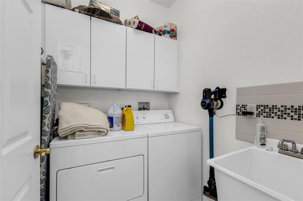 En Venta: $325,000 (3 camas, 2 baños, 1767 Pies cuadrados)