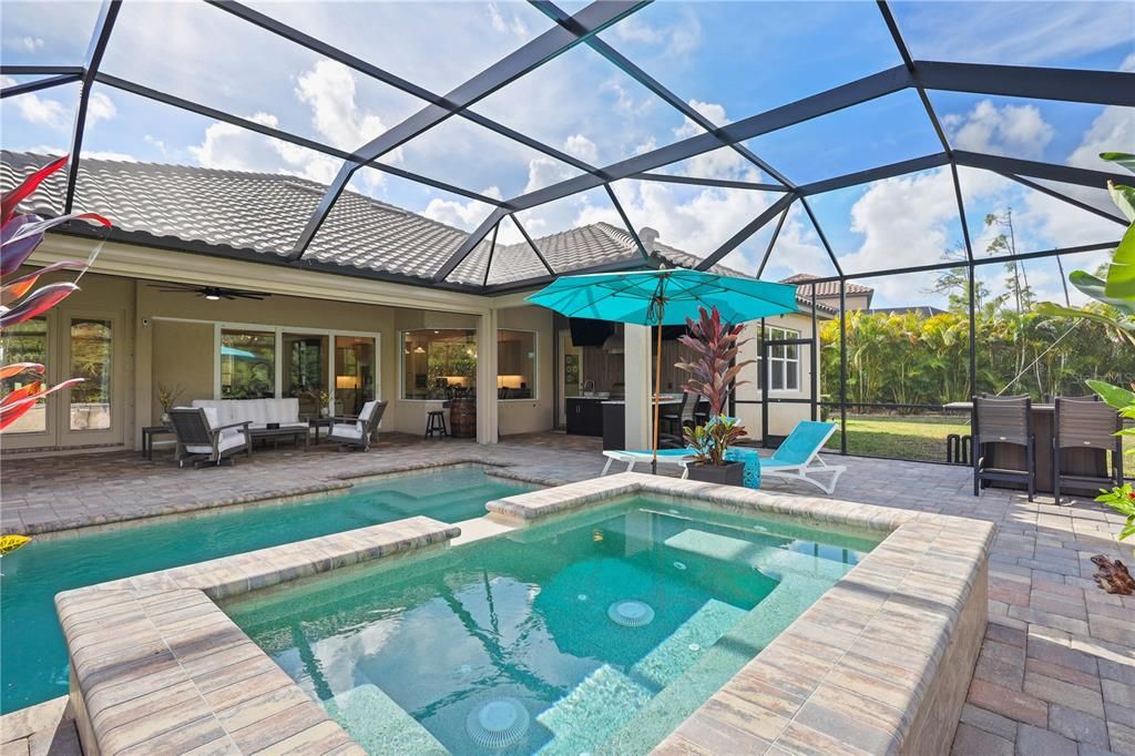 For Sale: $1,100,000 (4 beds, 3 baths, 2795 Square Feet)