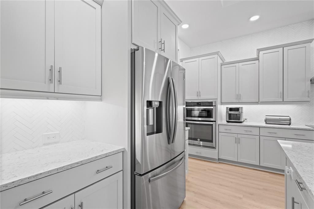 For Sale: $1,100,000 (4 beds, 3 baths, 2795 Square Feet)