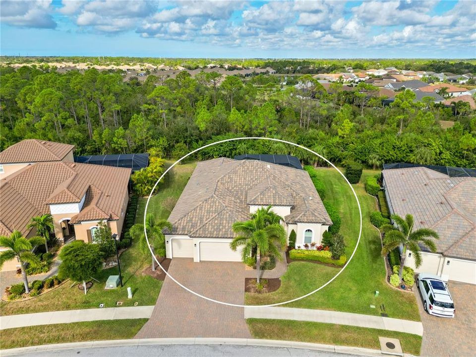 For Sale: $1,100,000 (4 beds, 3 baths, 2795 Square Feet)