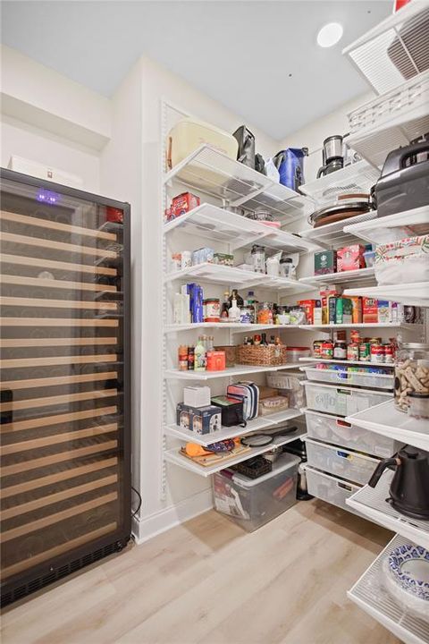 For Sale: $1,100,000 (4 beds, 3 baths, 2795 Square Feet)