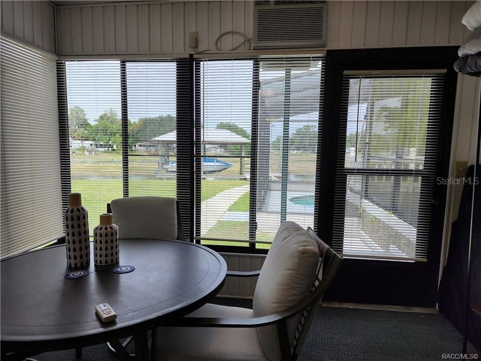 На продажу: $330,000 (2 спален, 2 ванн, 1604 Квадратных фут)