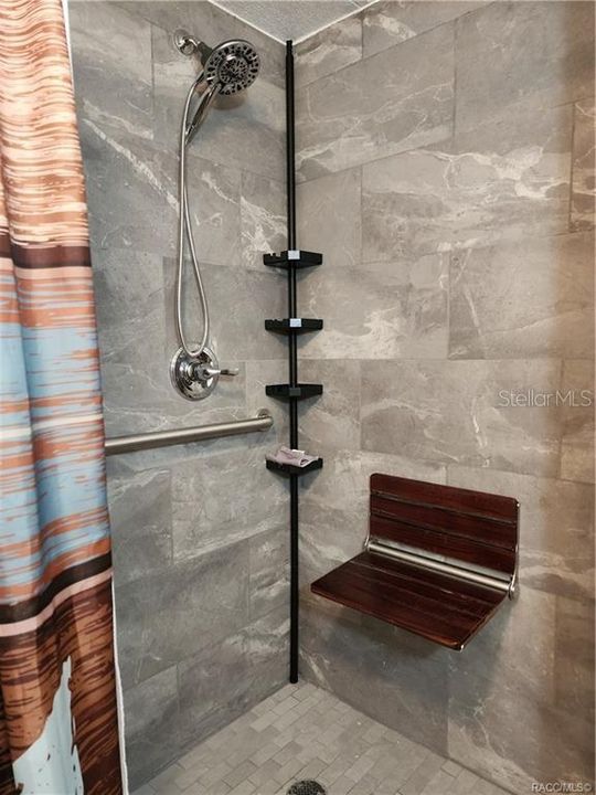 На продажу: $330,000 (2 спален, 2 ванн, 1604 Квадратных фут)