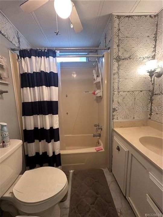 На продажу: $330,000 (2 спален, 2 ванн, 1604 Квадратных фут)