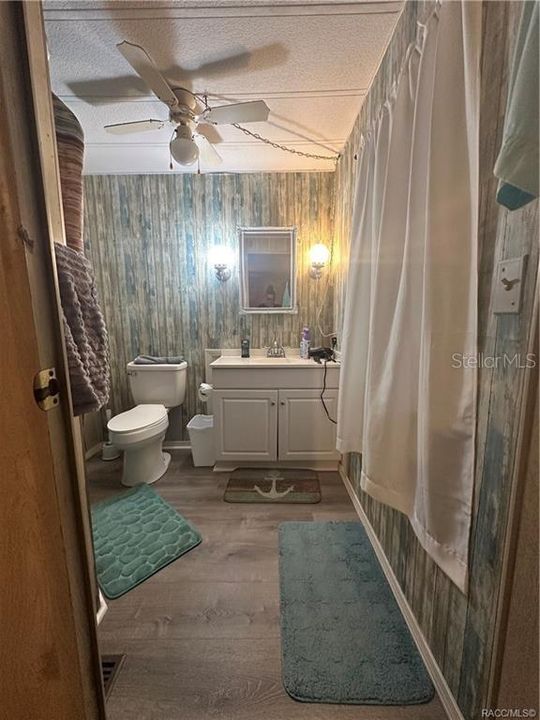 На продажу: $330,000 (2 спален, 2 ванн, 1604 Квадратных фут)