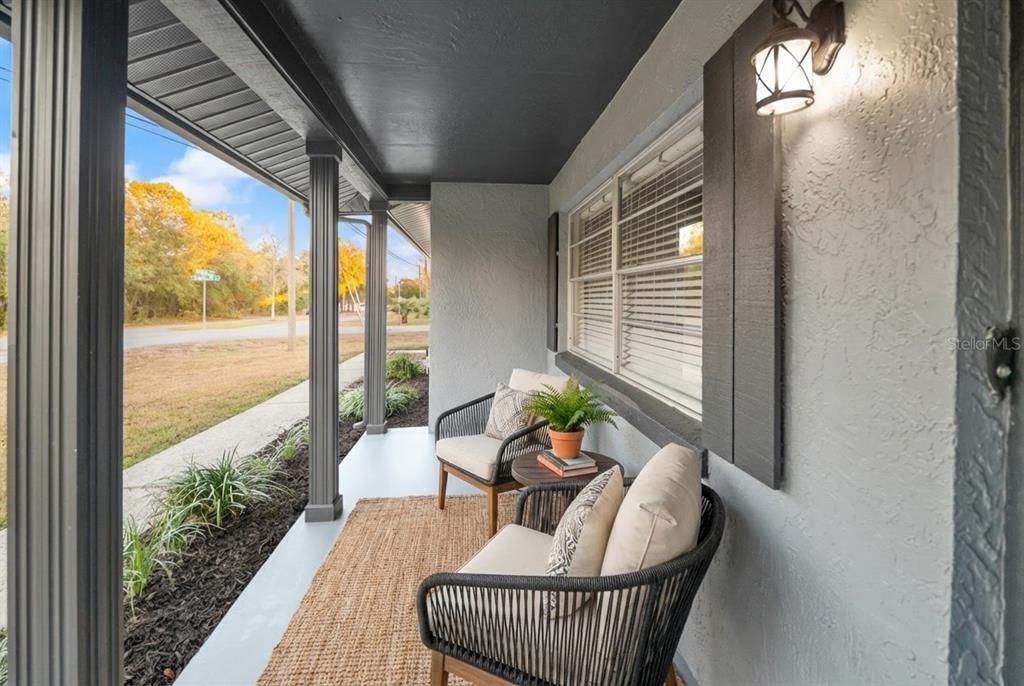 For Sale: $239,900 (2 beds, 2 baths, 1604 Square Feet)