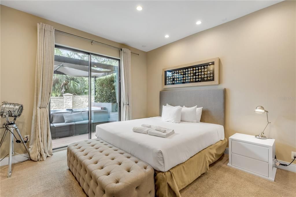 For Sale: $499,000 (4 beds, 4 baths, 2356 Square Feet)