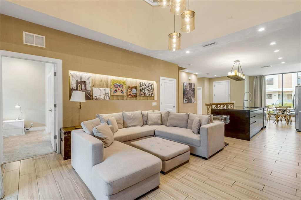 For Sale: $499,000 (4 beds, 4 baths, 2356 Square Feet)