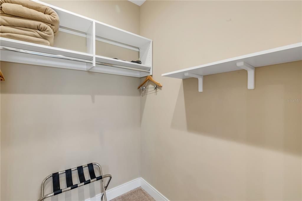 For Sale: $499,000 (4 beds, 4 baths, 2356 Square Feet)