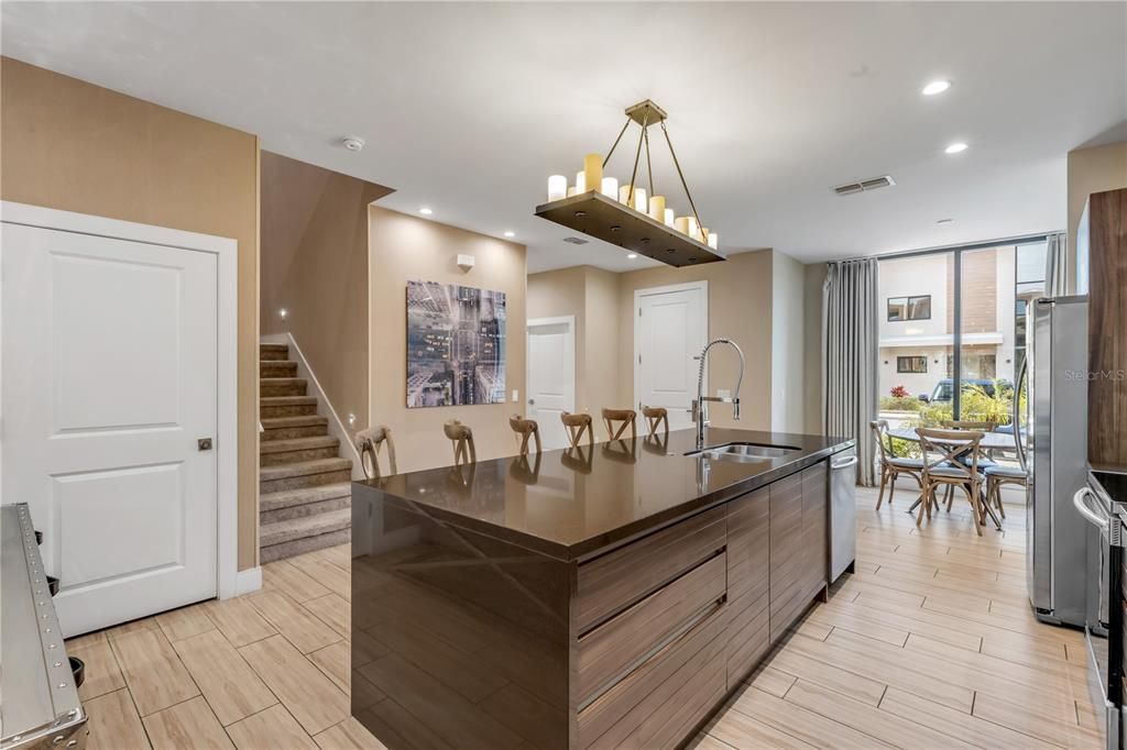 For Sale: $499,000 (4 beds, 4 baths, 2356 Square Feet)