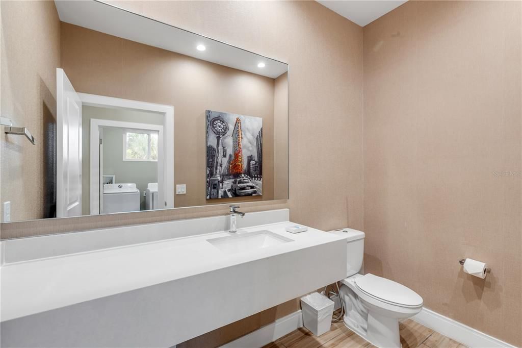 For Sale: $499,000 (4 beds, 4 baths, 2356 Square Feet)