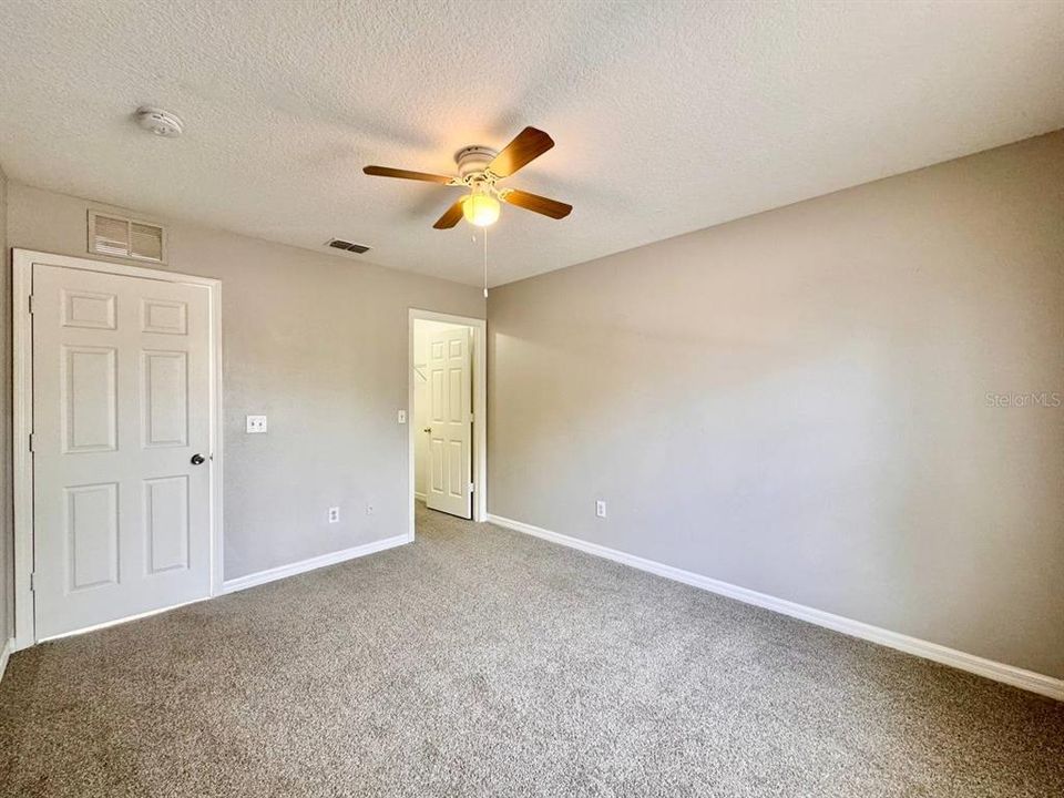 出租: $1,950 (3 贝兹, 2 浴室, 1365 平方英尺)