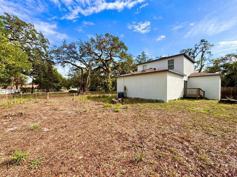 出租: $1,950 (3 贝兹, 2 浴室, 1365 平方英尺)