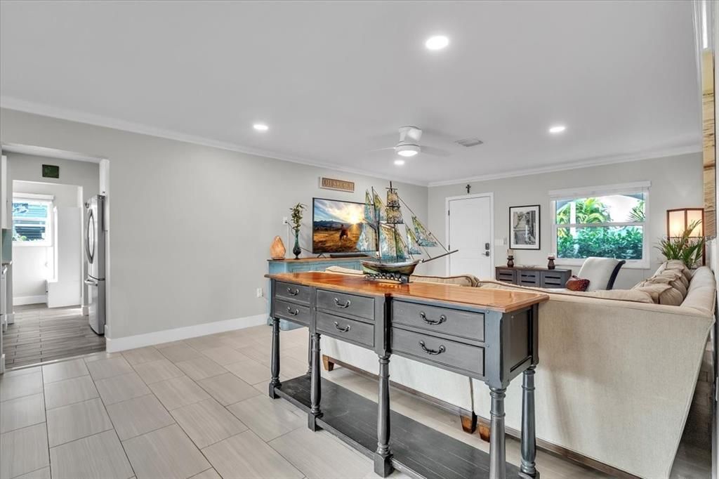 For Sale: $995,000 (3 beds, 2 baths, 1684 Square Feet)