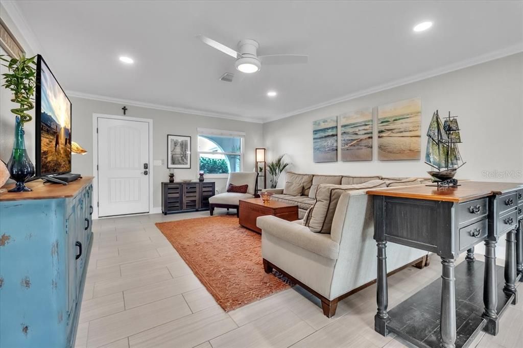 For Sale: $995,000 (3 beds, 2 baths, 1684 Square Feet)