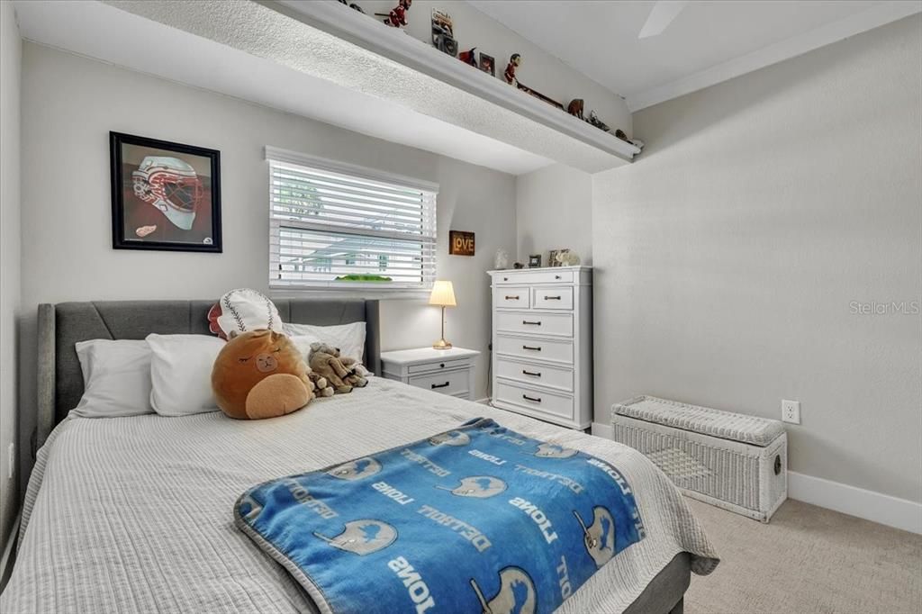 For Sale: $995,000 (3 beds, 2 baths, 1684 Square Feet)