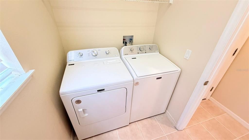 На продажу: $495,000 (4 спален, 2 ванн, 2944 Квадратных фут)