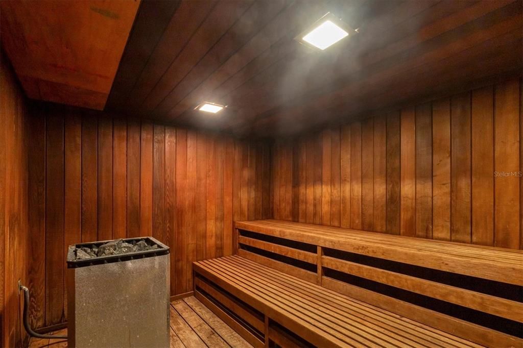 En Venta: $480,000 (2 camas, 2 baños, 1072 Pies cuadrados)