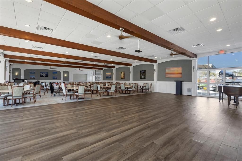 En Venta: $480,000 (2 camas, 2 baños, 1072 Pies cuadrados)