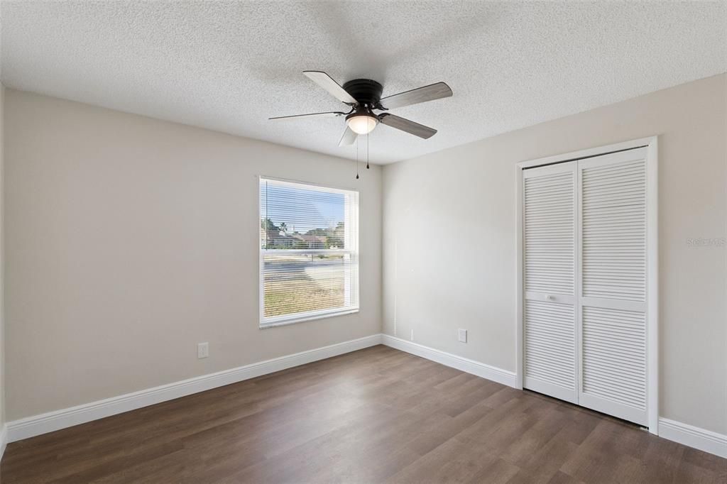 En Venta: $389,900 (3 camas, 2 baños, 1373 Pies cuadrados)