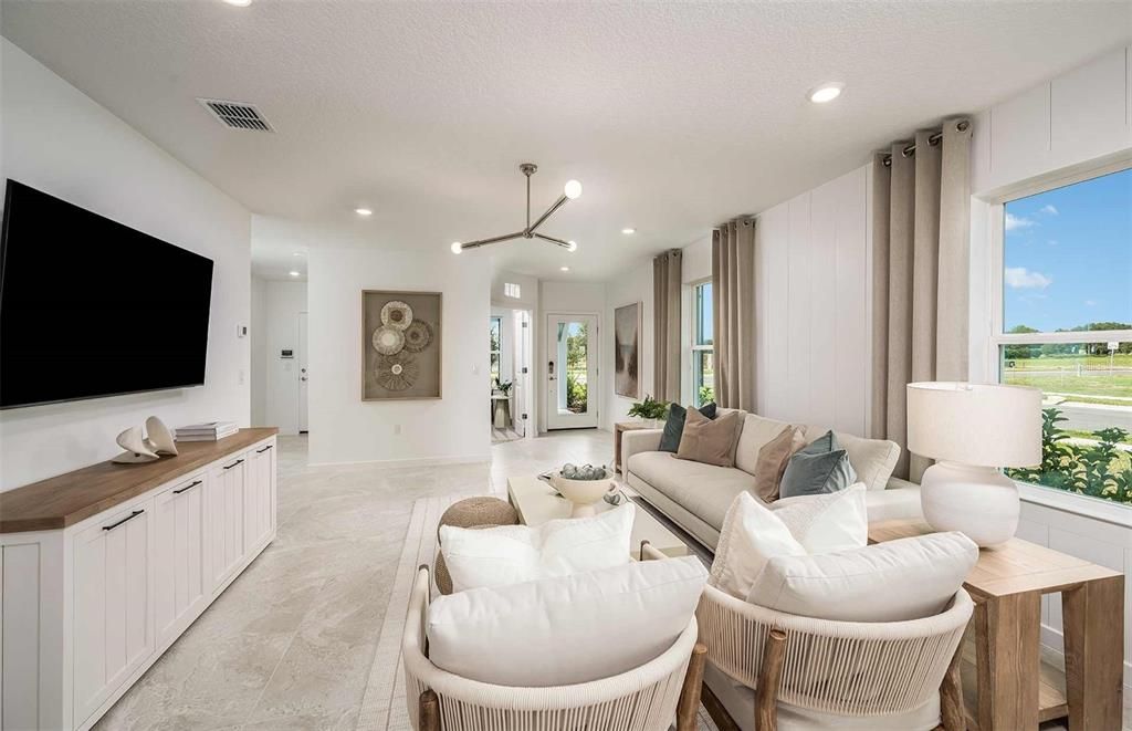 For Sale: $321,920 (2 beds, 2 baths, 1433 Square Feet)