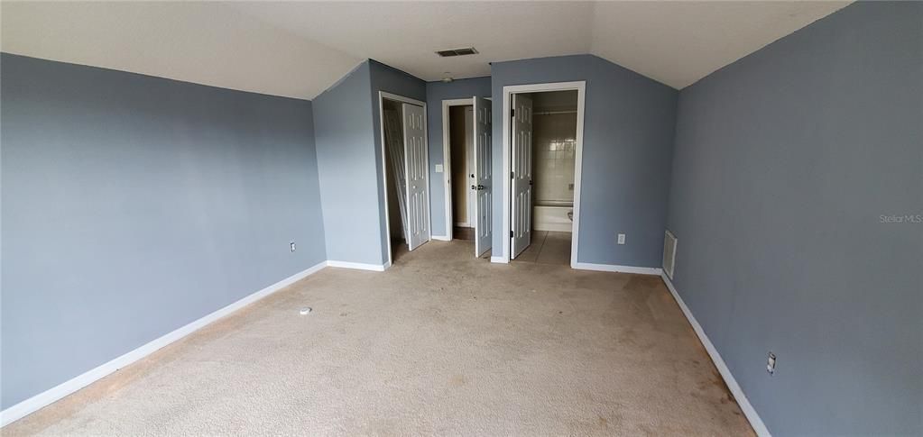 For Sale: $499,900 (5 beds, 4 baths, 3306 Square Feet)