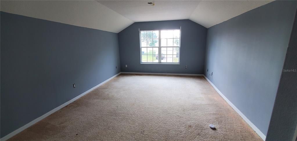 For Sale: $499,900 (5 beds, 4 baths, 3306 Square Feet)