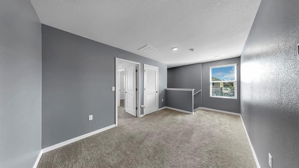 En Venta: $375,000 (5 camas, 3 baños, 2522 Pies cuadrados)