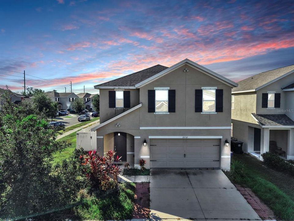 En Venta: $375,000 (5 camas, 3 baños, 2522 Pies cuadrados)