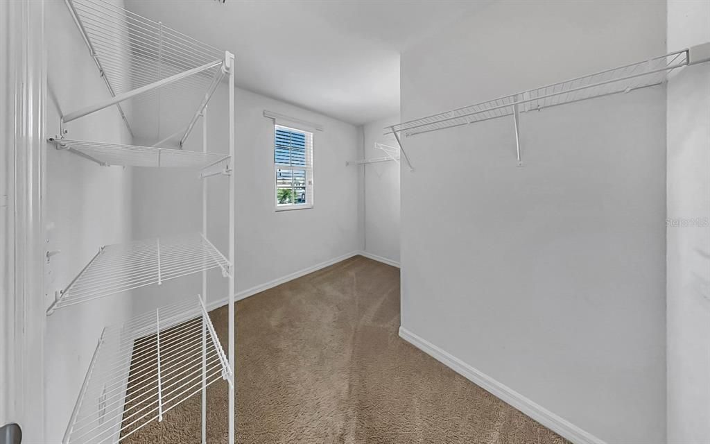 En Venta: $375,000 (5 camas, 3 baños, 2522 Pies cuadrados)