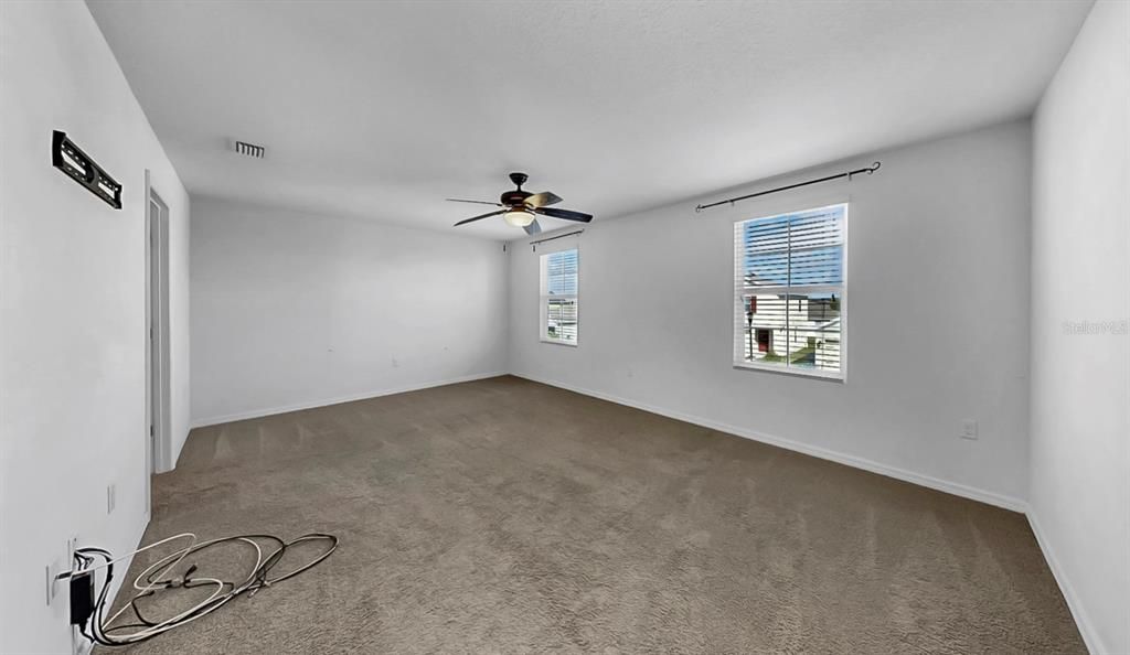 En Venta: $375,000 (5 camas, 3 baños, 2522 Pies cuadrados)