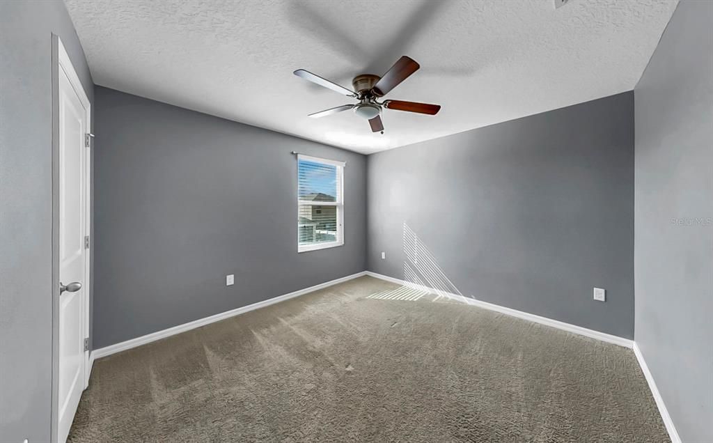 En Venta: $375,000 (5 camas, 3 baños, 2522 Pies cuadrados)