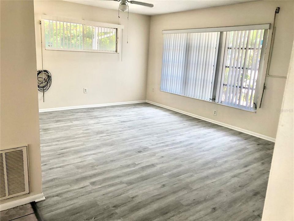 For Rent: $2,195 (3 beds, 2 baths, 1176 Square Feet)