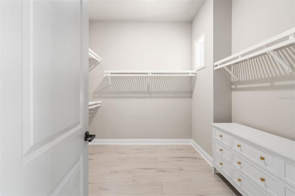 待售: $949,900 (4 贝兹, 4 浴室, 3219 平方英尺)