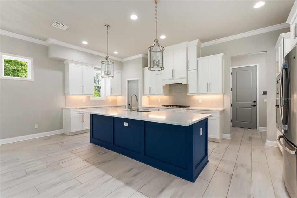 待售: $949,900 (4 贝兹, 4 浴室, 3219 平方英尺)