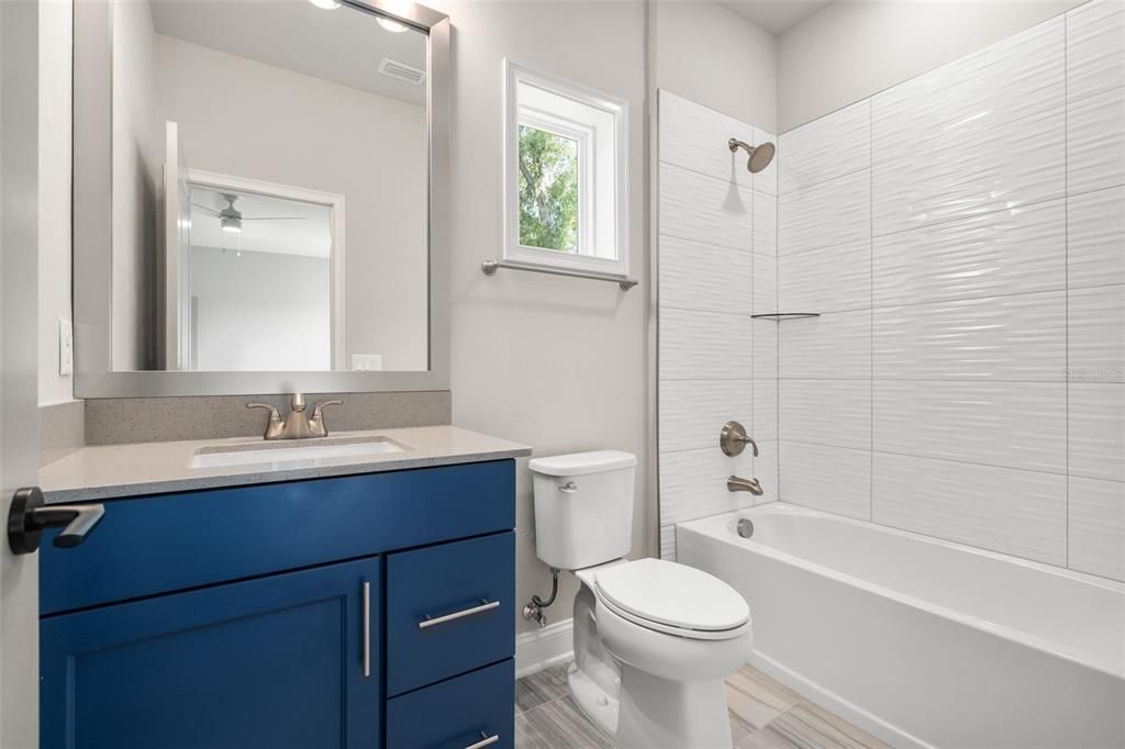 待售: $949,900 (4 贝兹, 4 浴室, 3219 平方英尺)