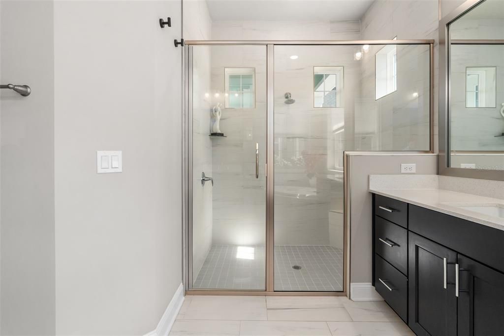 待售: $949,900 (4 贝兹, 4 浴室, 3219 平方英尺)