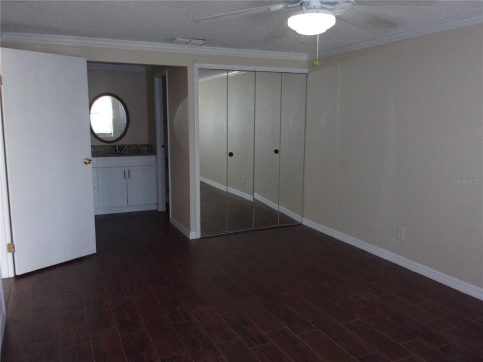 В аренду: $1,650 (2 спален, 2 ванн, 1005 Квадратных фут)