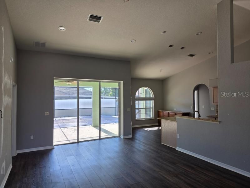 На продажу: $452,000 (3 спален, 2 ванн, 2064 Квадратных фут)