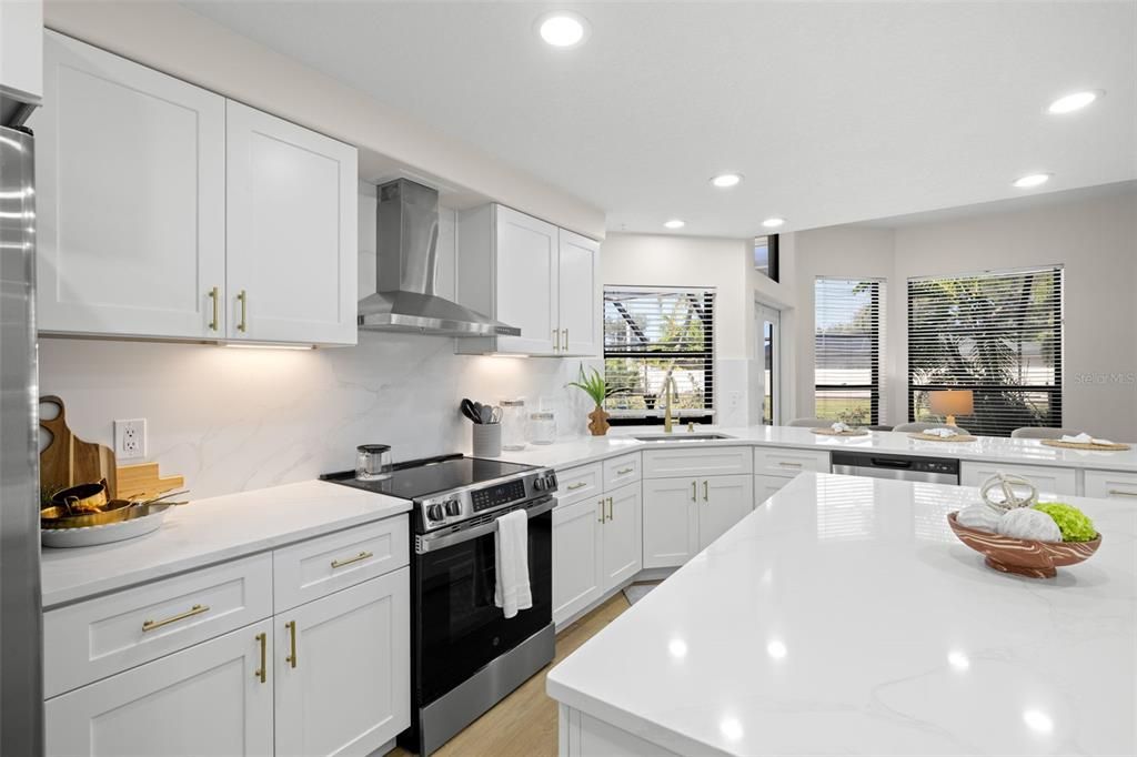 For Sale: $964,700 (4 beds, 2 baths, 2792 Square Feet)