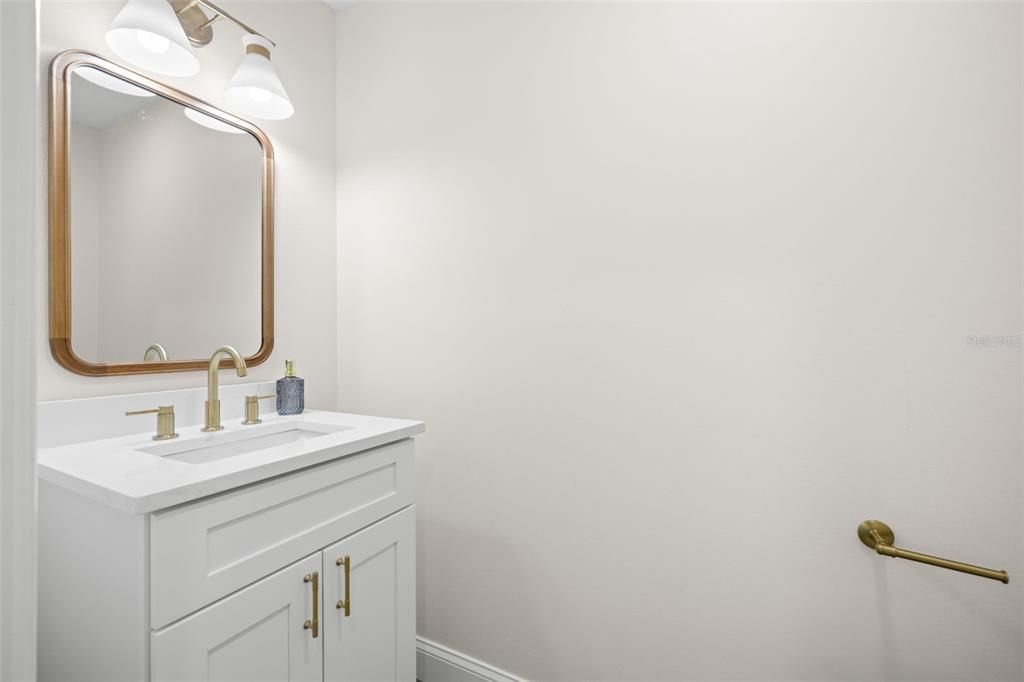 For Sale: $964,700 (4 beds, 2 baths, 2792 Square Feet)