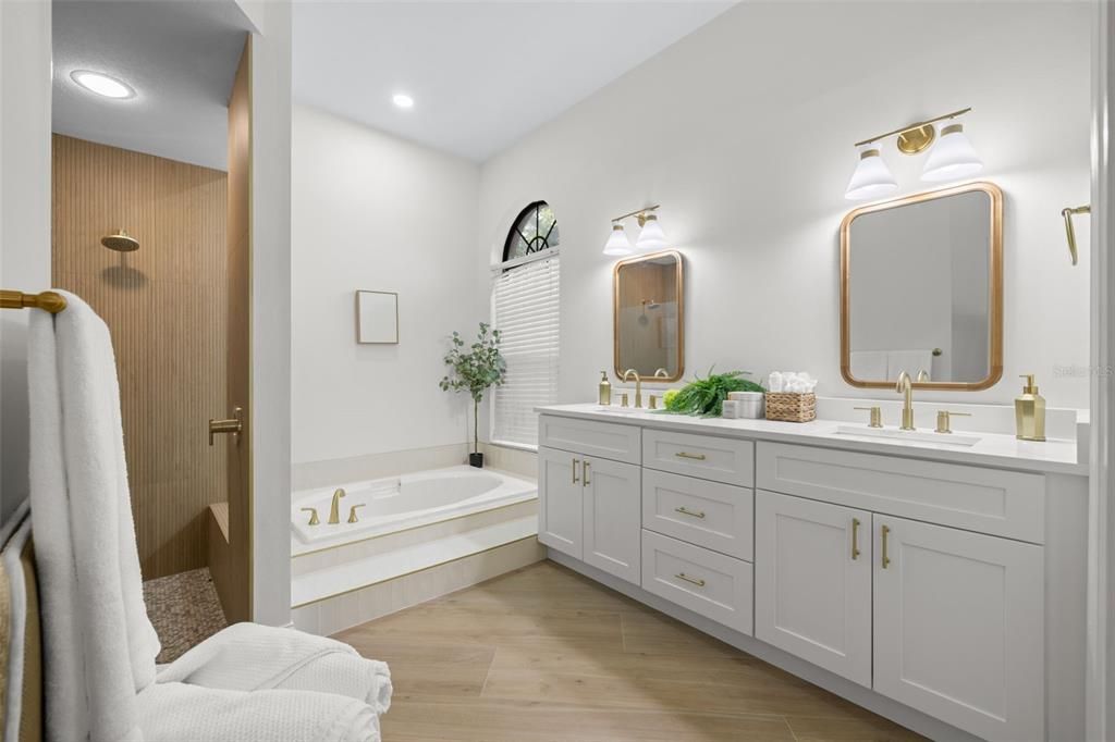 For Sale: $964,700 (4 beds, 2 baths, 2792 Square Feet)