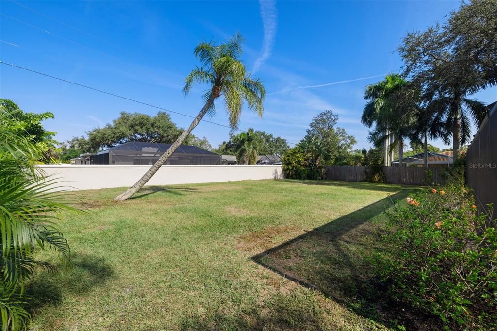 For Sale: $964,700 (4 beds, 2 baths, 2792 Square Feet)