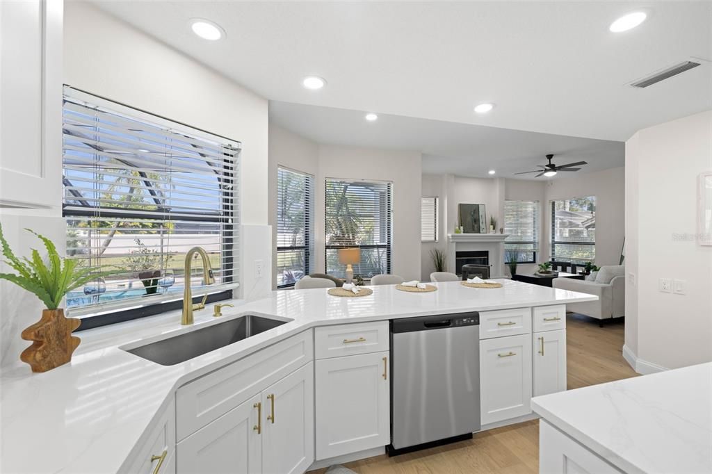 For Sale: $964,700 (4 beds, 2 baths, 2792 Square Feet)