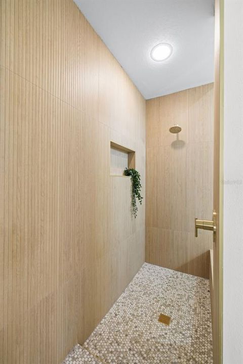 For Sale: $964,700 (4 beds, 2 baths, 2792 Square Feet)