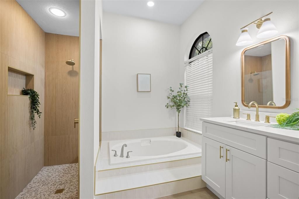 For Sale: $964,700 (4 beds, 2 baths, 2792 Square Feet)