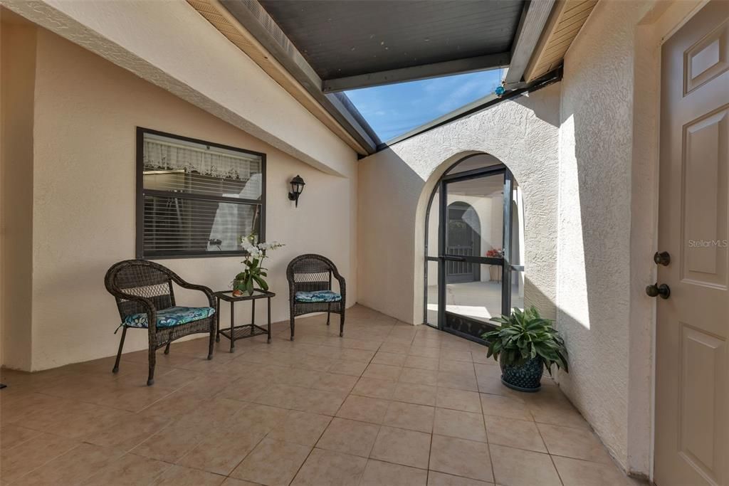 出租: $1,785 (2 贝兹, 2 浴室, 1631 平方英尺)